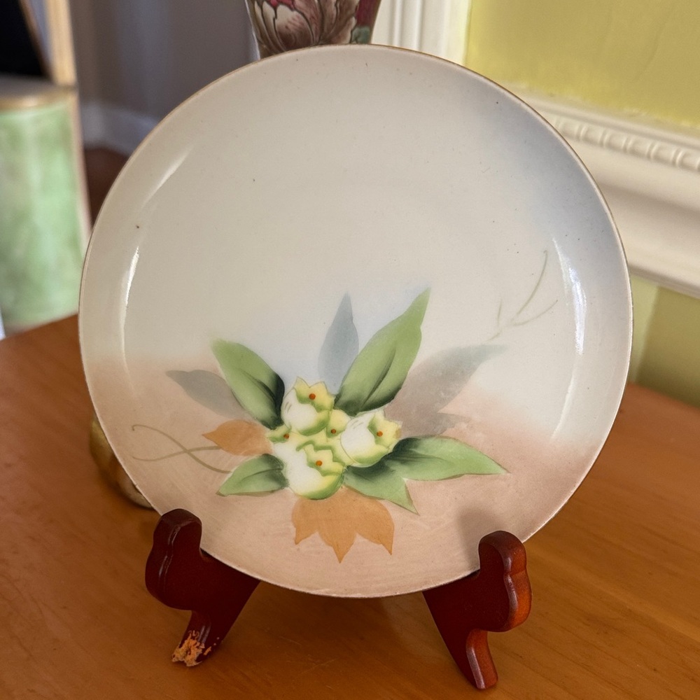 Meito Vintage Plate